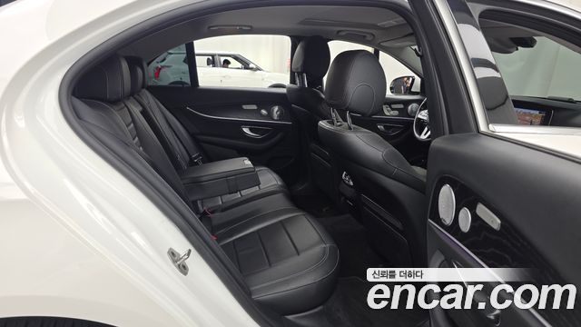 Mercedes-Benz E-Class (W213) E300 Avantgarde 2020 — фото 12