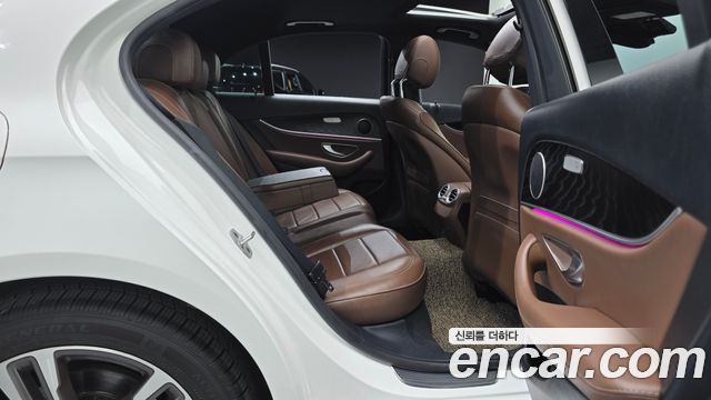 Mercedes-Benz E-Class (W213) E250 Avantgarde 2023 — фото 11