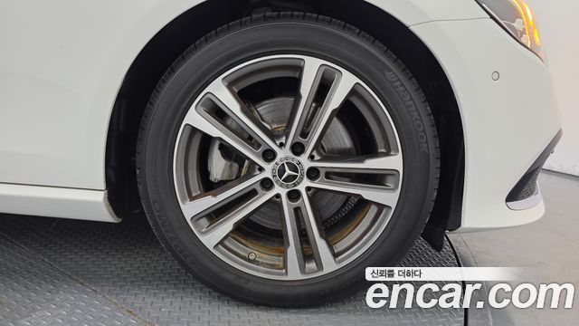 Mercedes-Benz E-Class (W213) E250 Avantgarde 2023 — фото 21