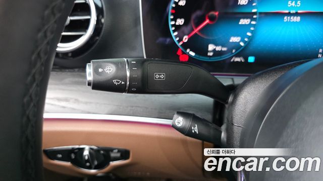 Mercedes-Benz E-Class (W213) E250 Avantgarde 2023 — фото 27