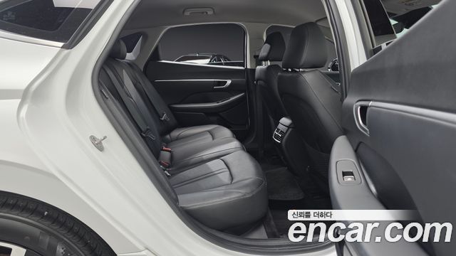 Hyundai Sonata The Edge (DN8) 2.0 LPG(Rent) Business 1 2024 — фото 11