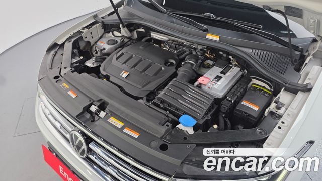 Volkswagen Tiguan (II) 2.0 TDI Prestige 2021 — фото 6