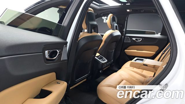 Volvo XC60 (II) D5 Inscription 2018 — фото 11