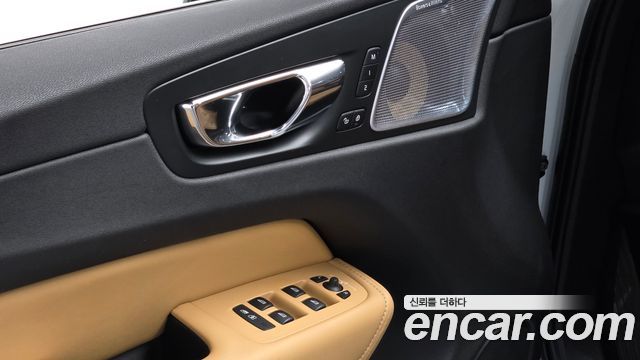 Volvo XC60 (II) D5 Inscription 2018 — фото 16