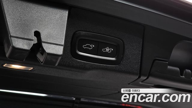 Volvo XC60 (II) D5 Inscription 2018 — фото 20