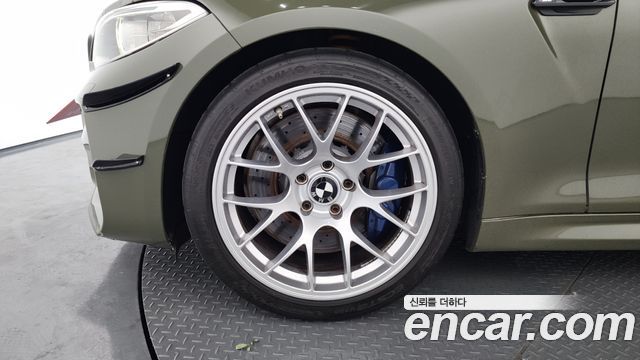 BMW M2 (F87) M2 Coupe M Performance Steering Wheel Edition 2017 — фото 5