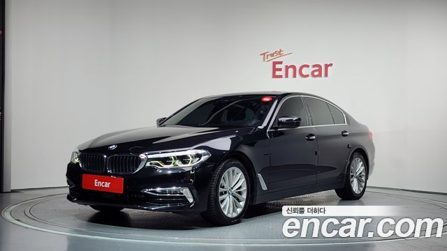BMW 5 Series (G30) 530i Luxury Plus 2018 — фото 1