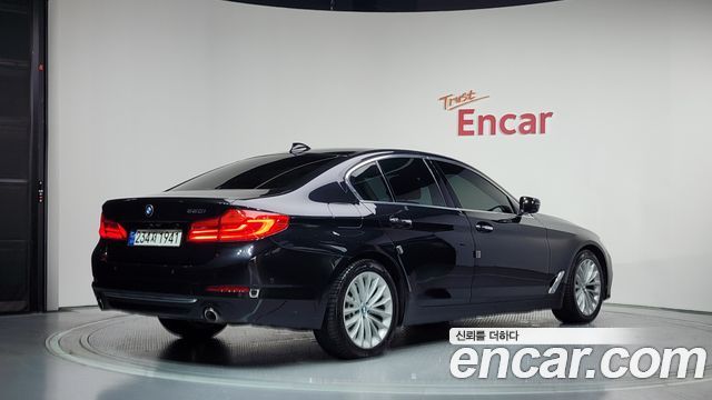 BMW 5 Series (G30) 530i Luxury Plus 2018 — фото 2