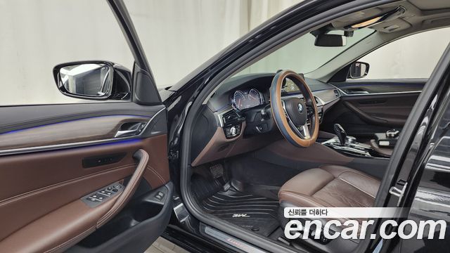 BMW 5 Series (G30) 530i Luxury Plus 2018 — фото 10