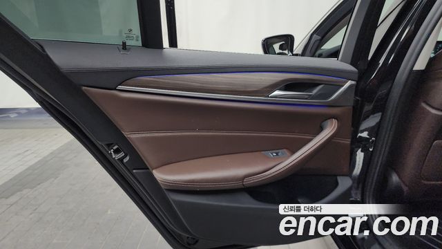 BMW 5 Series (G30) 530i Luxury Plus 2018 — фото 25
