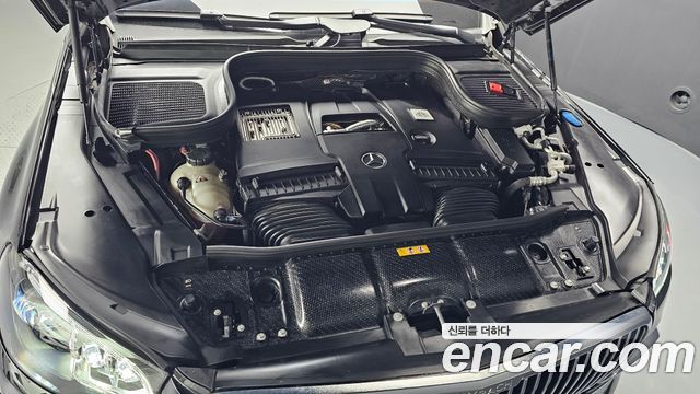 Mercedes-Benz GLS-Class (X167) Maybach GLS600 4MATIC 2023 — фото 6