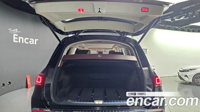 Mercedes-Benz GLS-Class (X167) Maybach GLS600 4MATIC 2023 — фото 20