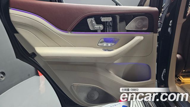 Mercedes-Benz GLS-Class (X167) Maybach GLS600 4MATIC 2023 — фото 25
