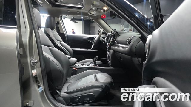 MINI Cooper SD Clubman Standard 2nd 2020 — фото 26