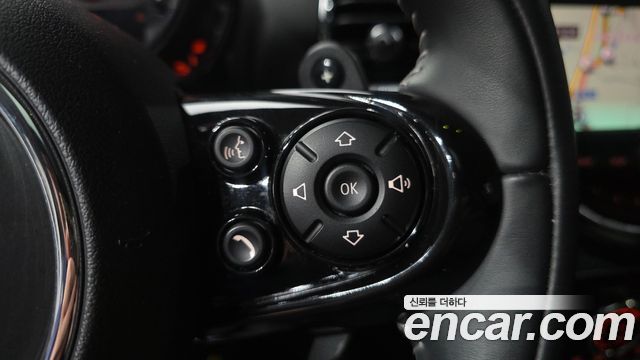 MINI Cooper SD Clubman Standard 2nd 2020 — фото 34