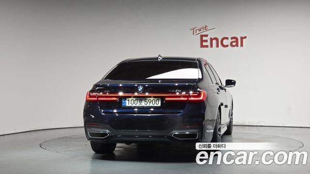 BMW 7 Series (G11) 730d xDrive M Sport 2021 — фото 4