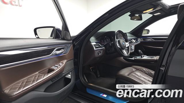 BMW 7 Series (G11) 730d xDrive M Sport 2021 — фото 10