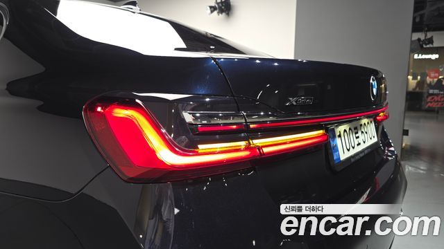 BMW 7 Series (G11) 730d xDrive M Sport 2021 — фото 23