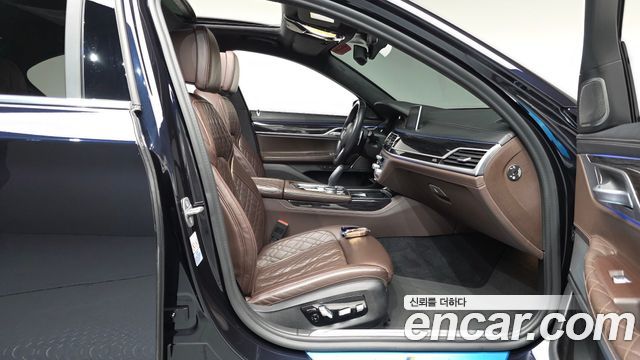 BMW 7 Series (G11) 730d xDrive M Sport 2021 — фото 26
