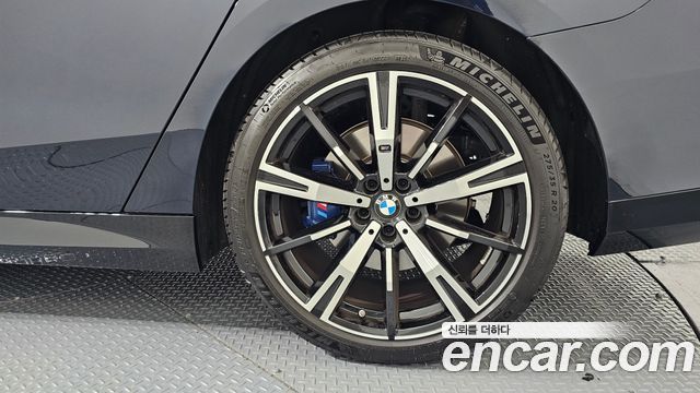 BMW 5 Series (G60) 530i xDrive M Sport 2025 — фото 21