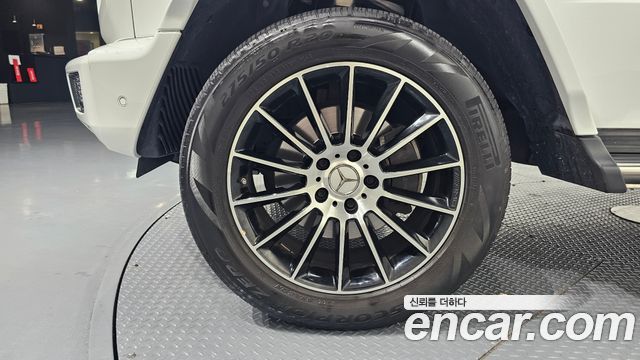 Mercedes-Benz G-Class (W463b) G400d 2023 — фото 5