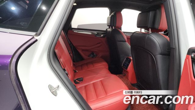 Porsche Macan 2.9 GTS 95B 2020 — фото 11