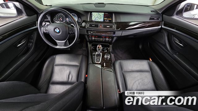 BMW 5 Series (F10) 528i 2015 — фото 7
