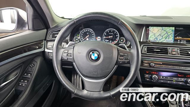 BMW 5 Series (F10) 528i 2015 — фото 13