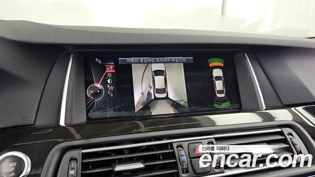 BMW 5 Series (F10) 528i 2015 — фото 15