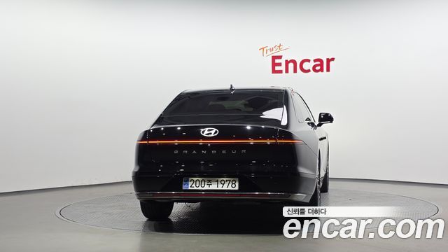 Hyundai Grandeur Hybrid (GN7) Calligraphy 2025 — фото 4