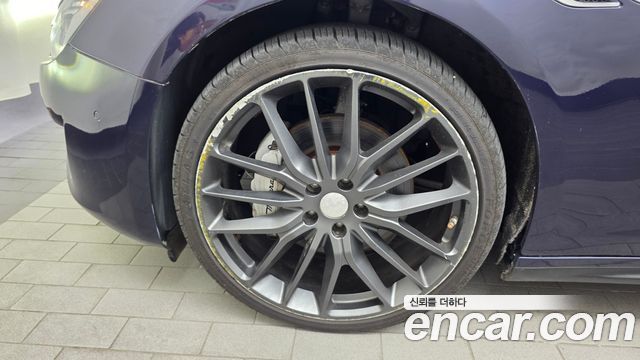 Maserati Ghibli 3.0 Diesel GranSport 3rd 2019 — фото 5