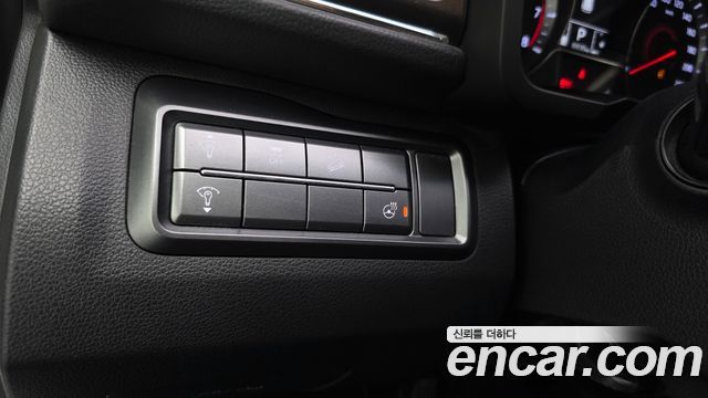 KG Mobility (SsangYong) Very New Tivoli Gasoline 1.5 2WD V1 2020 — фото 17