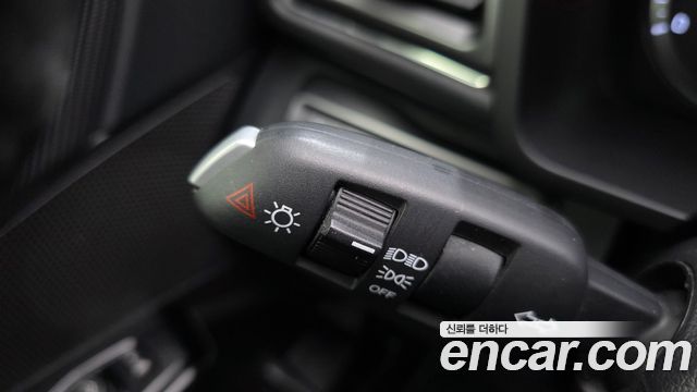 KG Mobility (SsangYong) Very New Tivoli Gasoline 1.5 2WD V1 2020 — фото 18