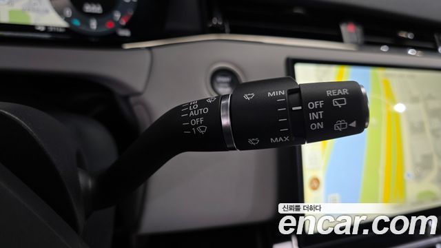 Land Rover Range Rover Evoque (II) P250 Dynamic SE 2024 — фото 33