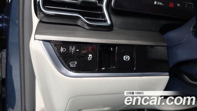 Kia Sportage (V) LPG 2.0 2WD Signature Gravity 2023 — фото 12