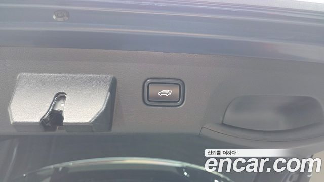 Kia Sportage (V) LPG 2.0 2WD Signature Gravity 2023 — фото 33