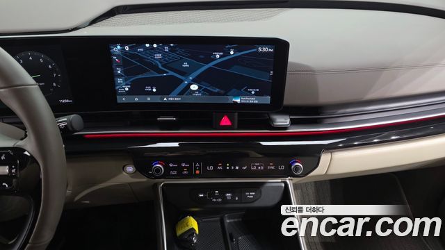 Kia Carnival (IV) Gasoline 7-Seater Hi Limousine Signature 2026 — фото 12