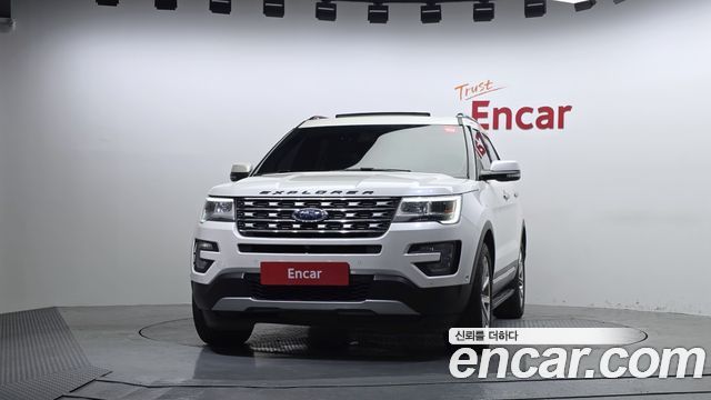 Ford Explorer 2.3 Limited 4WD 5th 2017 — фото 3