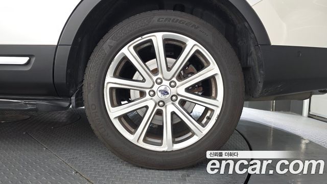 Ford Explorer 2.3 Limited 4WD 5th 2017 — фото 5