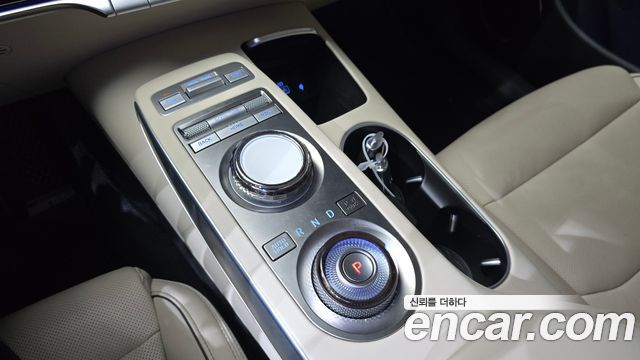 Genesis GV70 2.5T Gasoline 2WD 2023 — фото 9