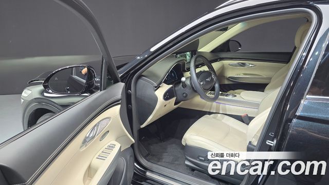 Genesis GV70 2.5T Gasoline 2WD 2023 — фото 10