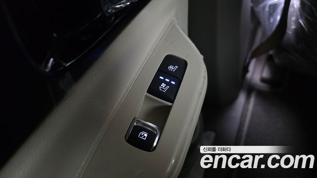 Kia Carnival (IV) HEV 7-Seater Hi Limousine Signature 2026 — фото 16