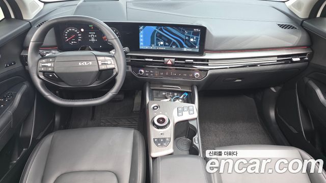 Kia Sportage (V) Gasoline 1.6 Turbo 2WD Signature 2026 — фото 7