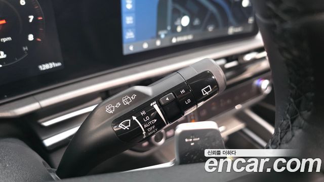 Kia Sportage (V) Gasoline 1.6 Turbo 2WD Signature 2026 — фото 30