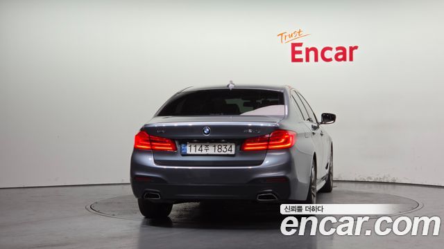 BMW 5 Series (G30) 520d xDrive M Sport Package Plus 2018 — фото 4