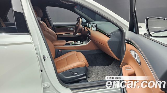 Genesis GV70 2.5T Gasoline AWD 2026 — фото 15