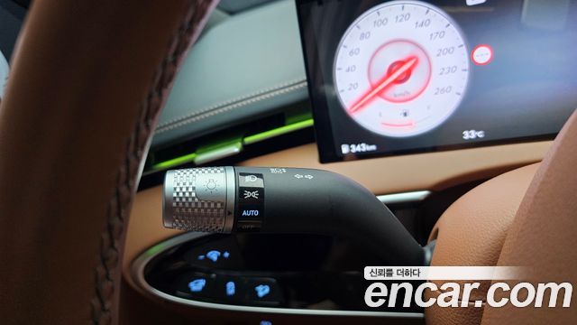 Genesis GV70 2.5T Gasoline AWD 2026 — фото 36