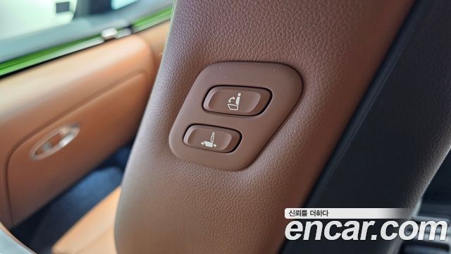 Genesis GV70 2.5T Gasoline AWD 2026 — фото 37