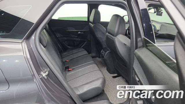 Peugeot 3008 (II) 1.5 BlueHDi GT Line 2019 — фото 12