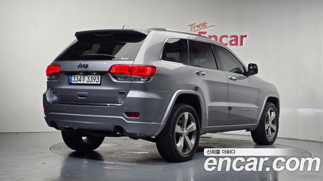Jeep Grand Cherokee 3.0 Diesel Overland WK2 2015 — фото 2